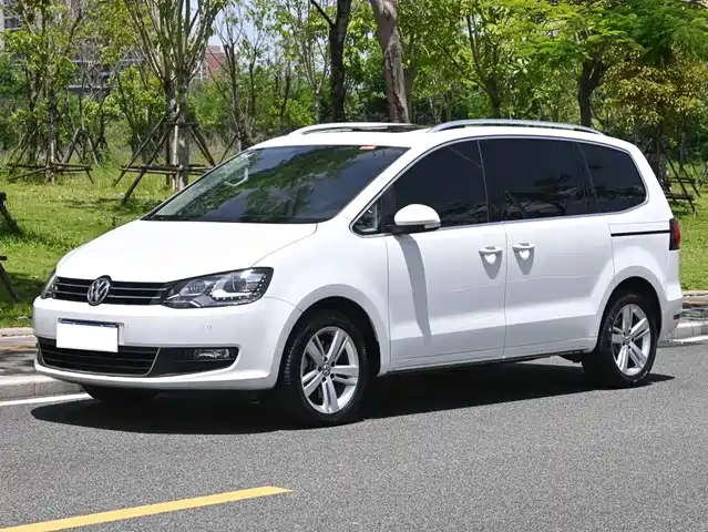  Volkswagen Sharan 2018 Facelift 380TSI Comfort 7-Seater