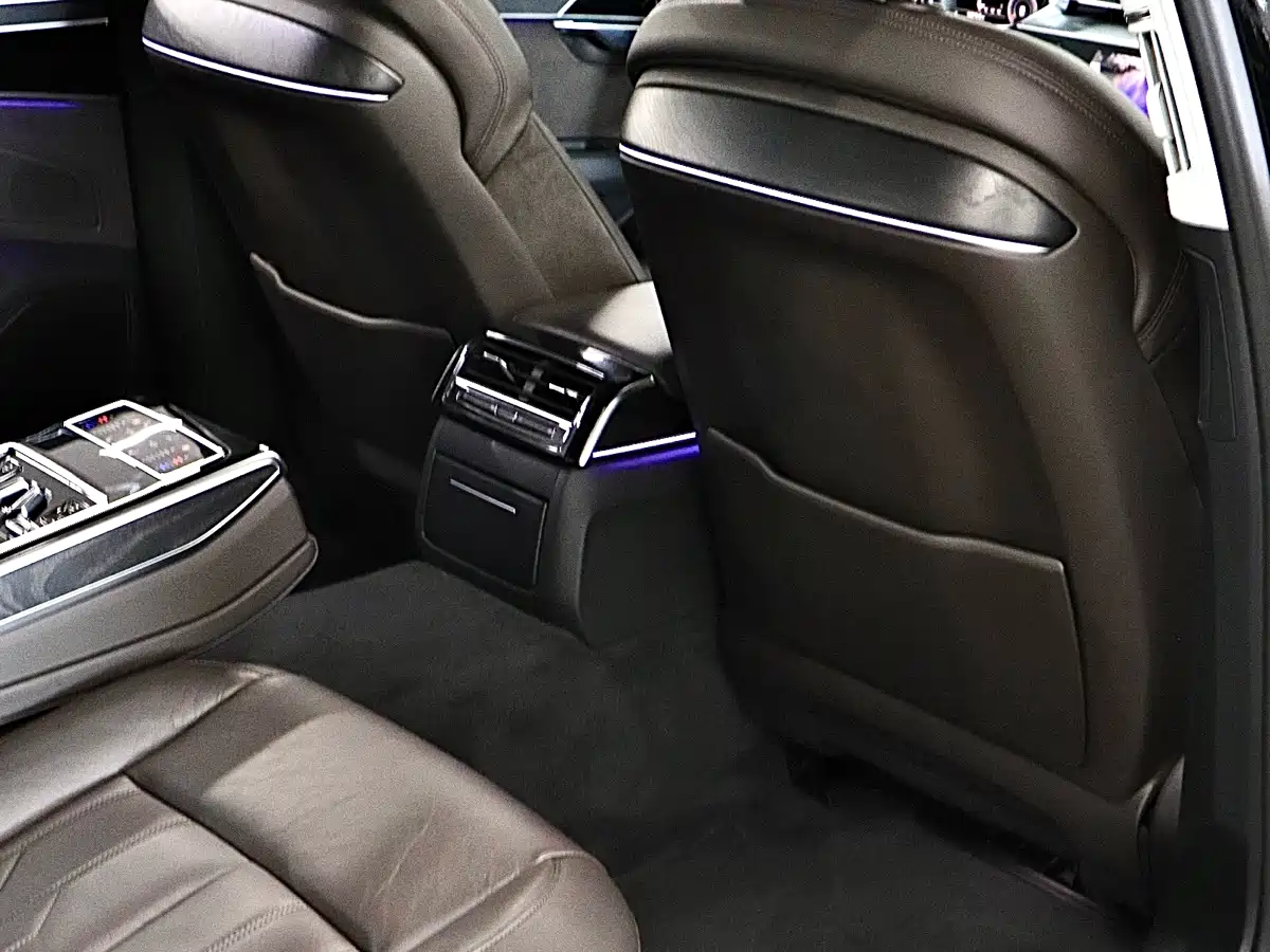 Audi A8 2019 Plus A8L 50 TFSI quattro Comfort фото 17