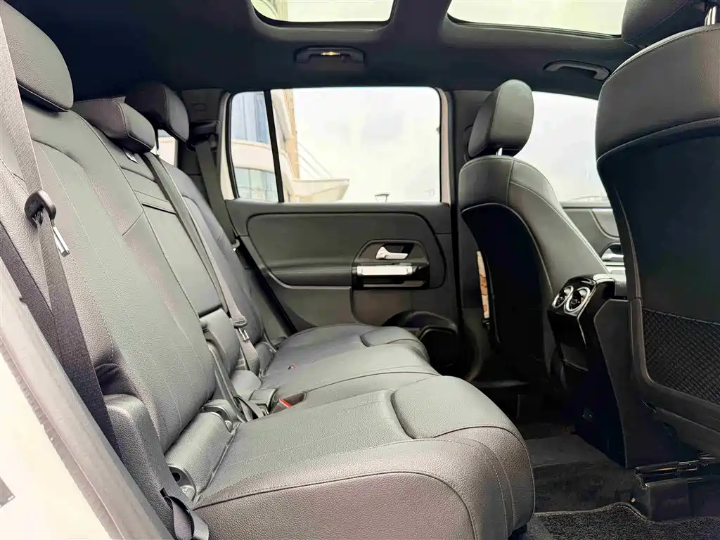 Mercedes-Benz GLB 2023 GLB 220 Dynamic фото 15