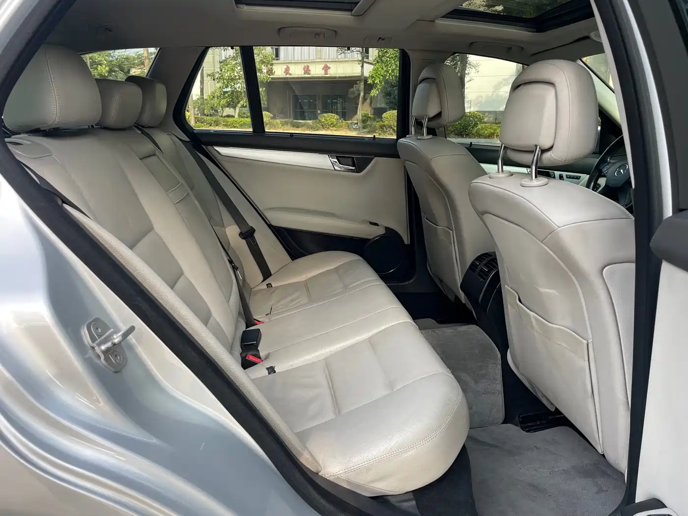 Mercedes-Benz C-Class (Import) 2010 C 300 Wagon фото 13