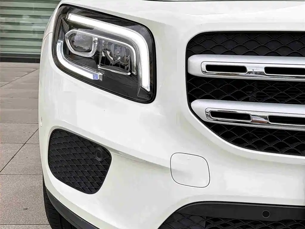 Mercedes-Benz GLB 2023 GLB 220 Dynamic фото 17