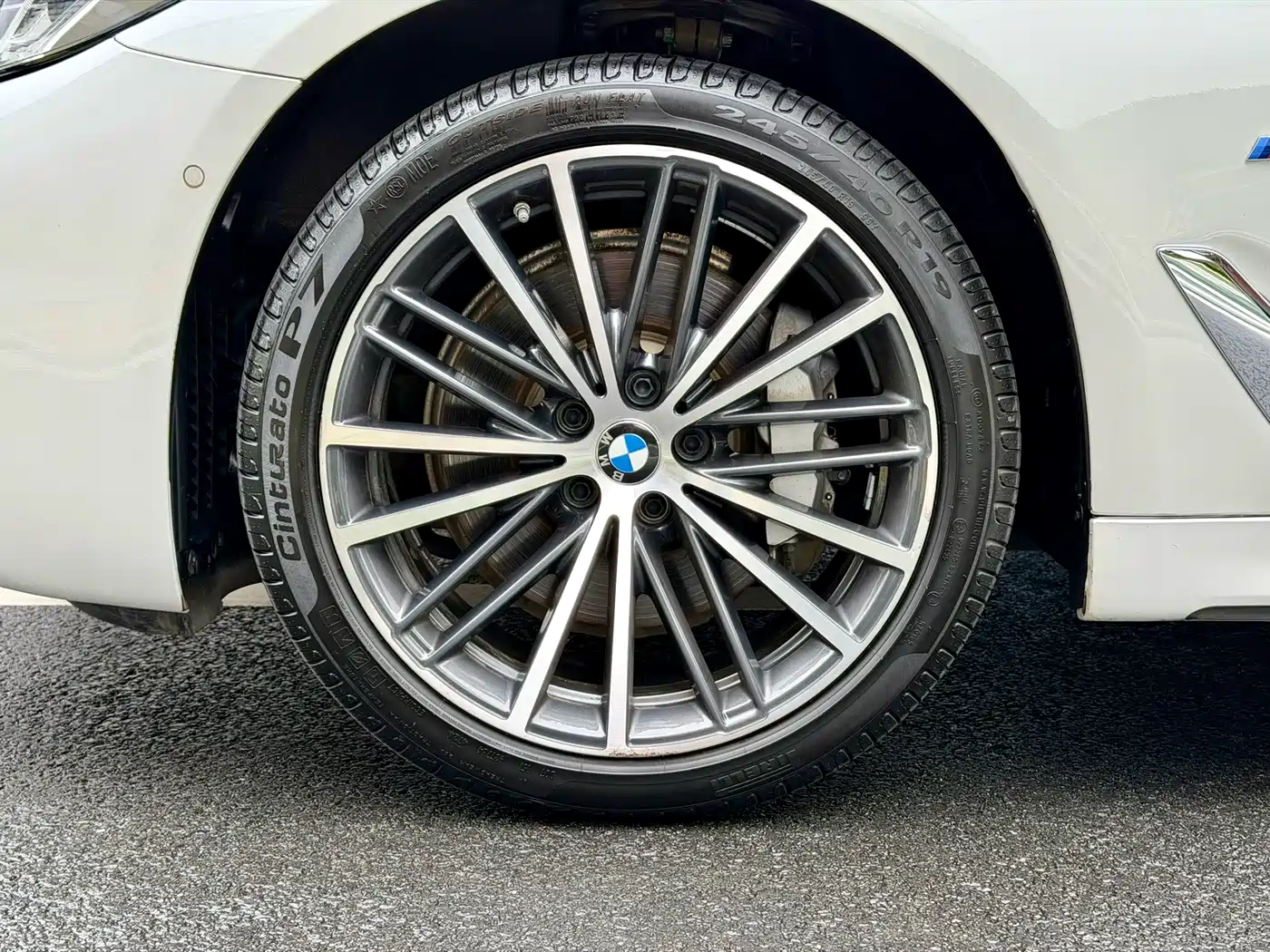 BMW 5 Series 2022 530Li Leading M Sport Package фото 8