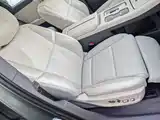 Фото 13 - Hongqi HS6 PHEV