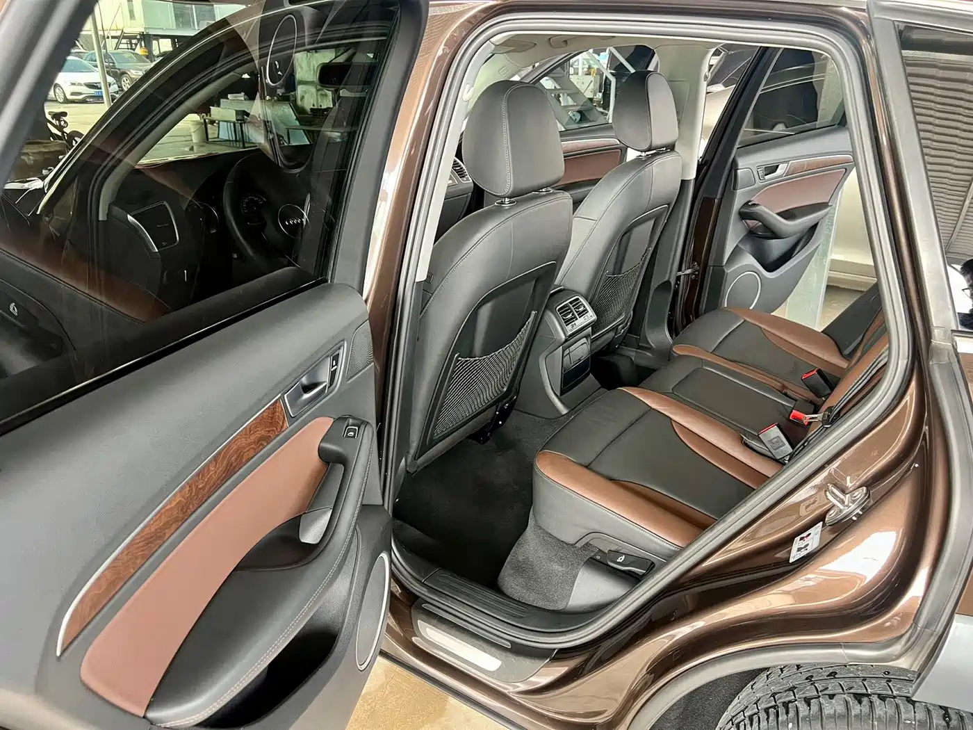 AUDI Q5
