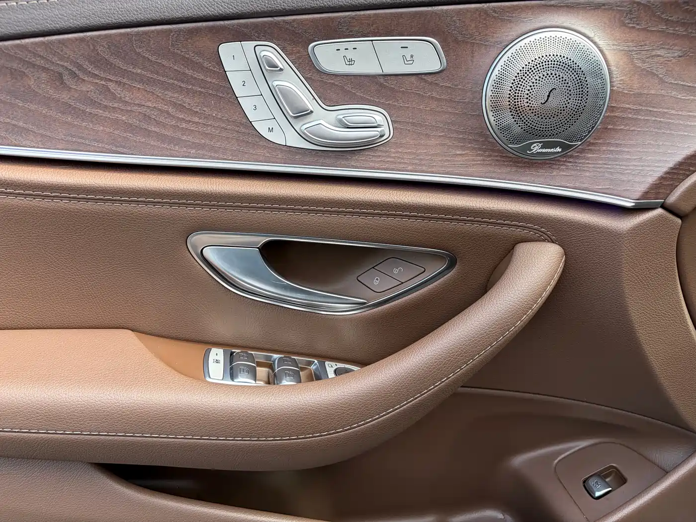 Mercedes-Benz E-Class 2021 E 300 L Fashion фото 5