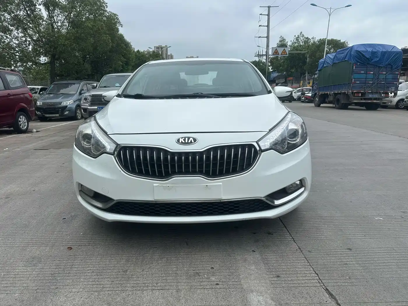 Kia K3 2013 1.6L Automatic GLS фото 2