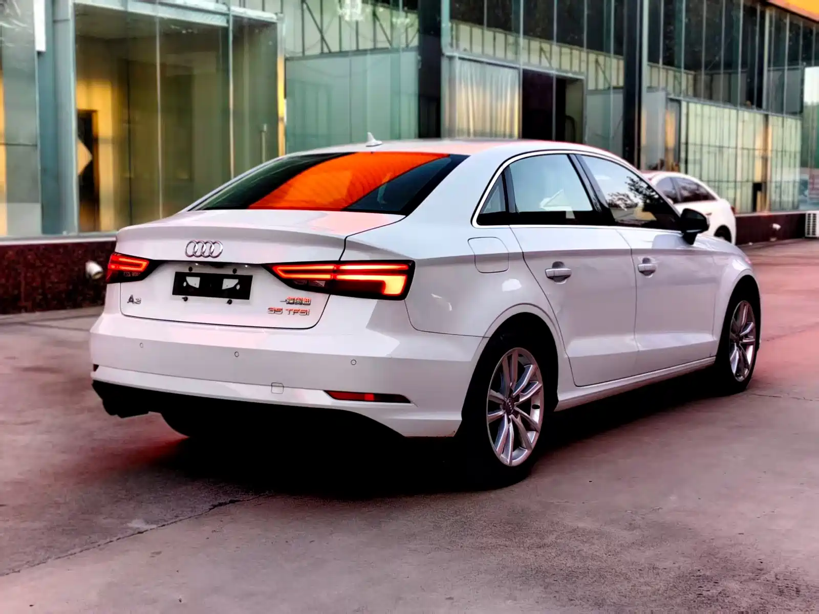 Фото 8 - Audi A3