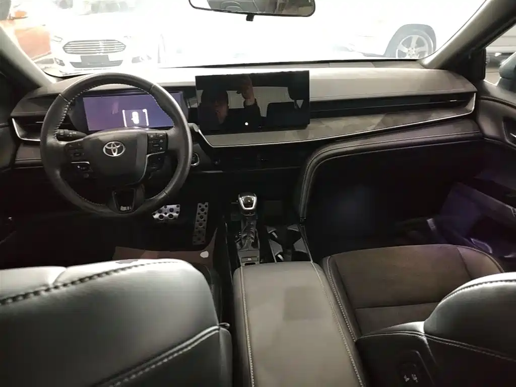 Toyota Camry 2024 2.0S Sport Edition фото 10