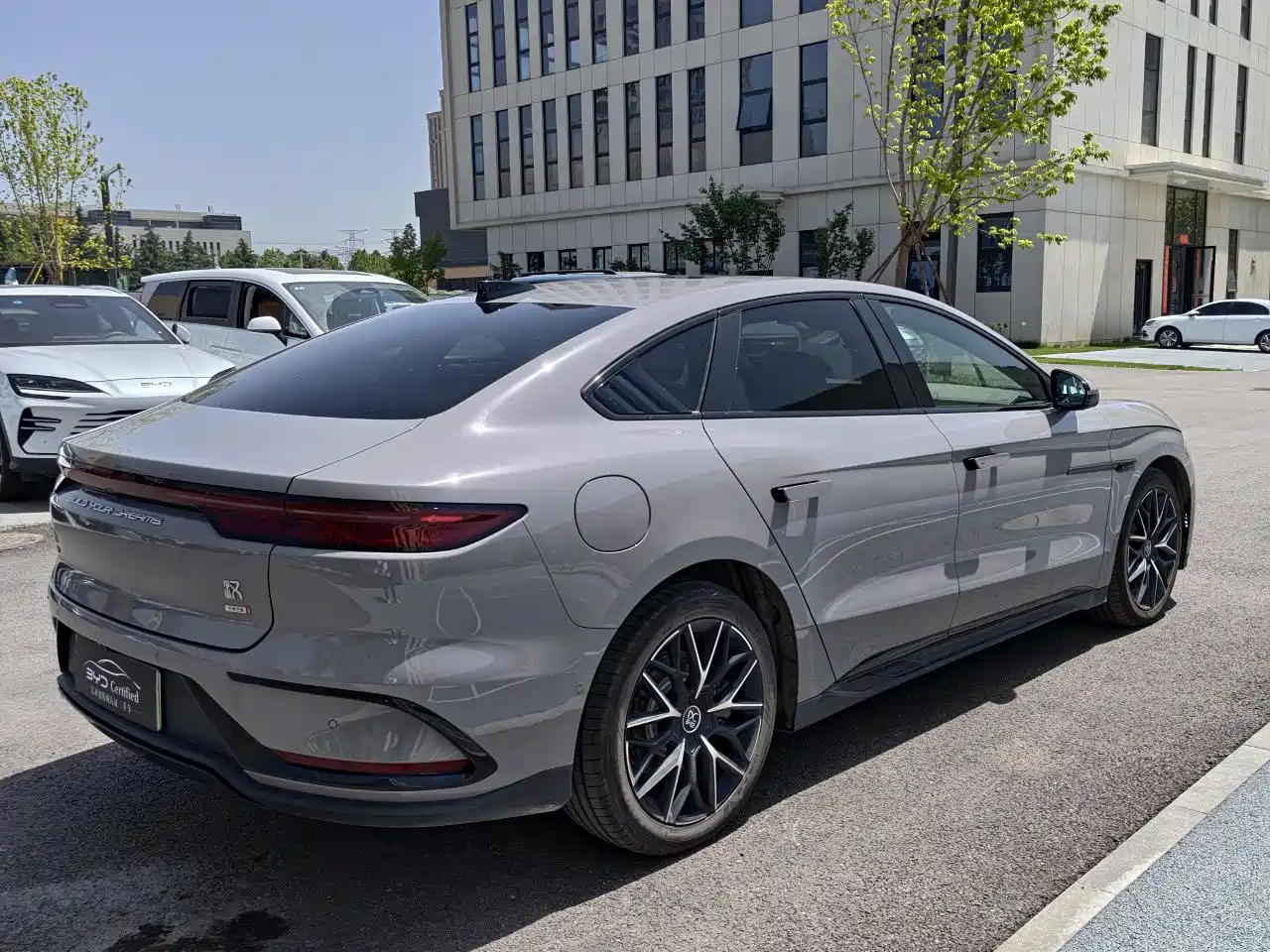 BYD HAN