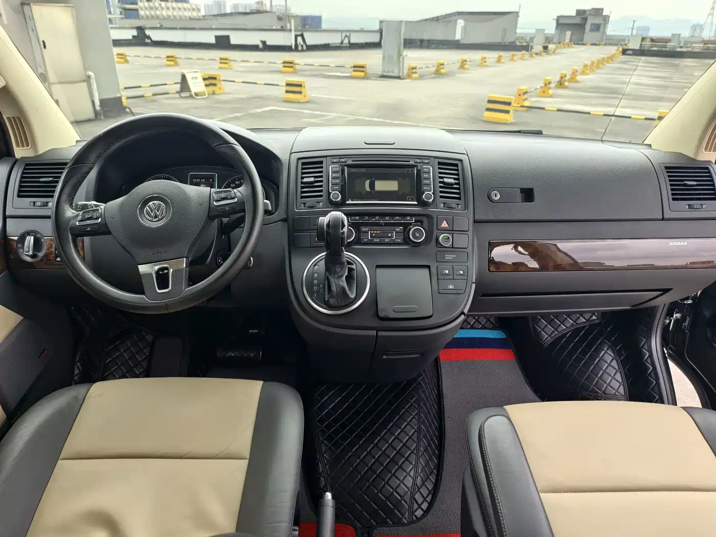 Volkswagen Multivan 2016 2012 2.0TSI 4WD Premium