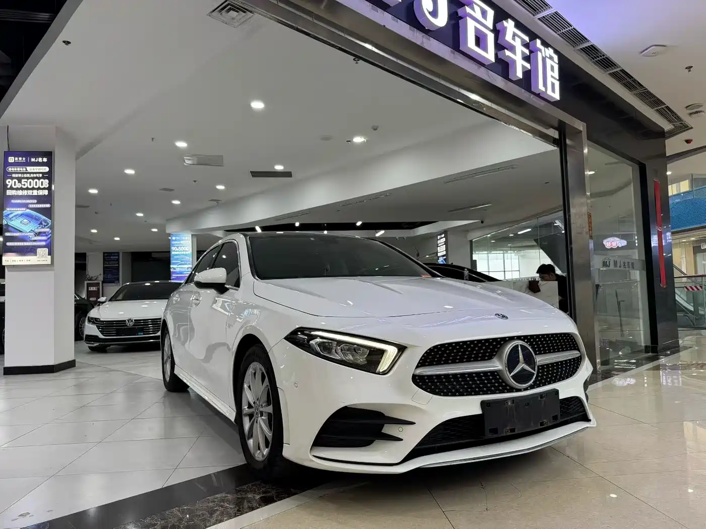 Mercedes-Benz A-Class 2020 Facelift A 200 L Sport Sedan Fashion фото 2