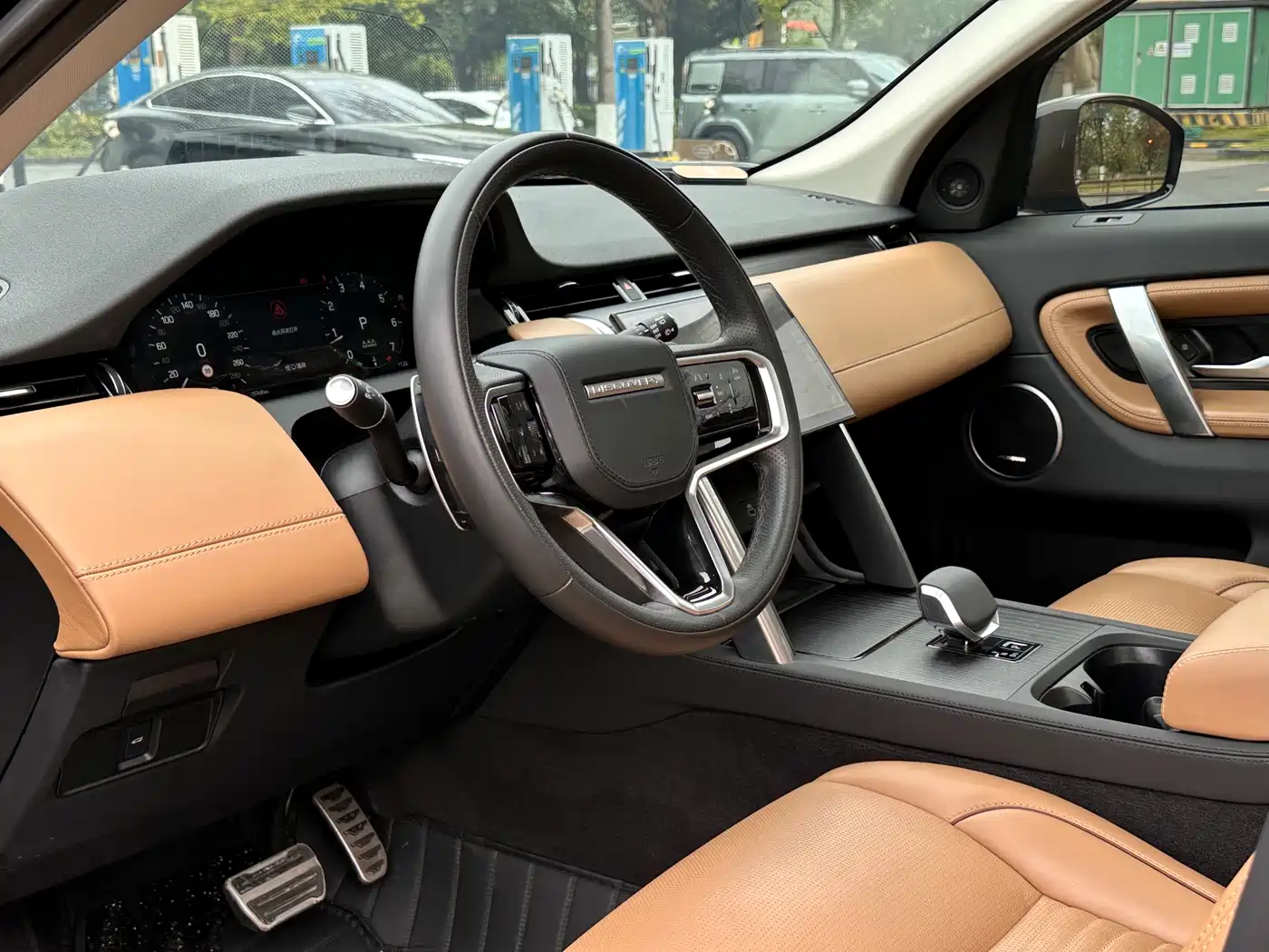 LAND ROVER DISCOVER SPORTS