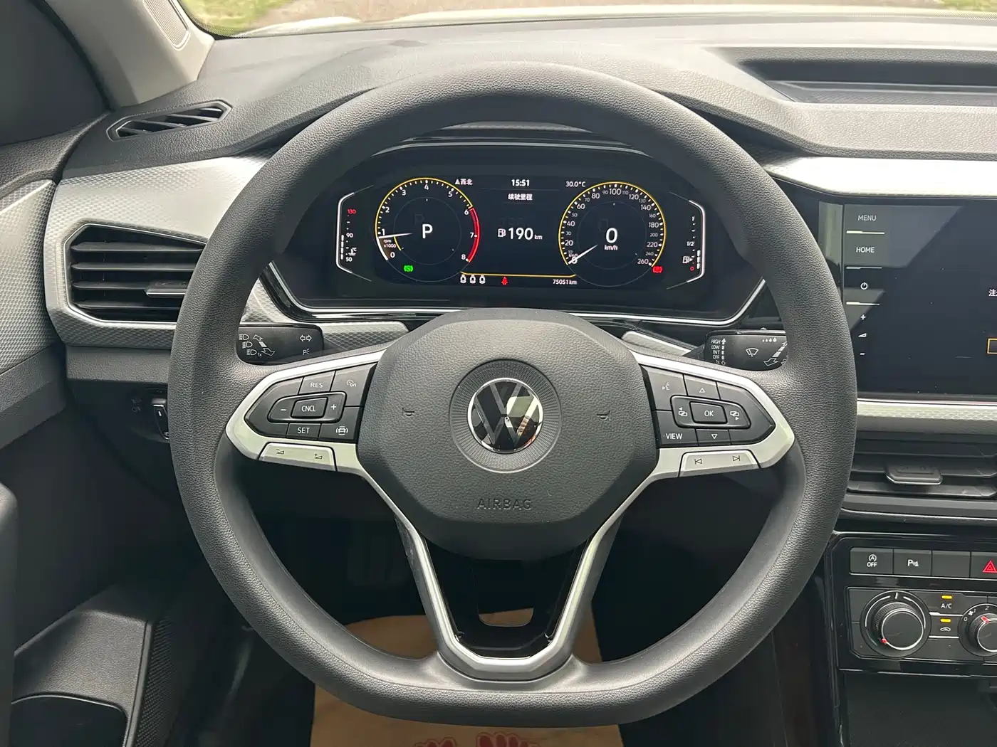 Volkswagen Tanying 2021 1.5L Automatic Smart Connect Edition фото 5