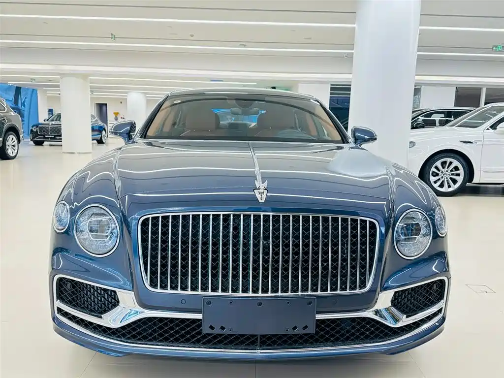 Bentley Flying Spur 2025 2024 4.0T V8 Standard Edition