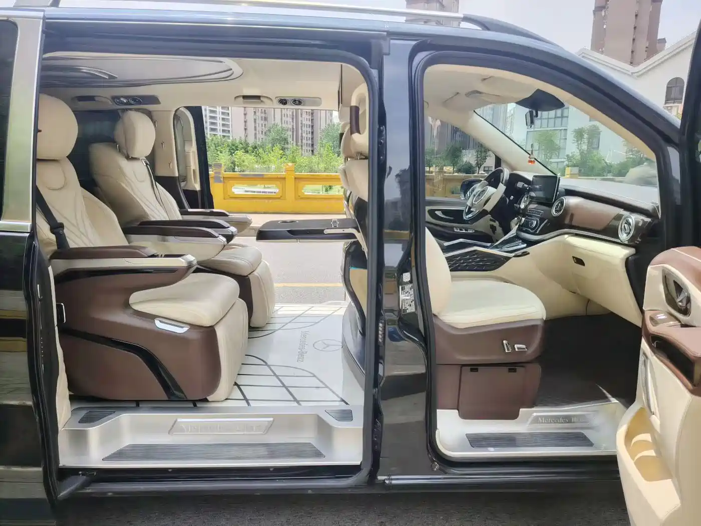 Mercedes-Benz Vito 2021 2.0T Business Edition 7-seater фото 8