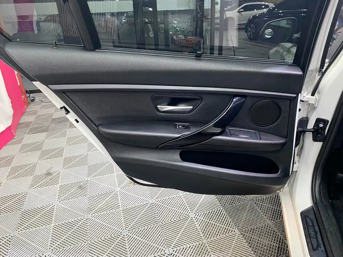 BMW 3 Series 2017 320Li Fashion фото 13