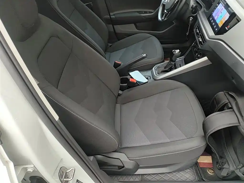 Volkswagen Polo 2023 Facelift Plus 1.5L Auto Joyful Living Edition фото 25