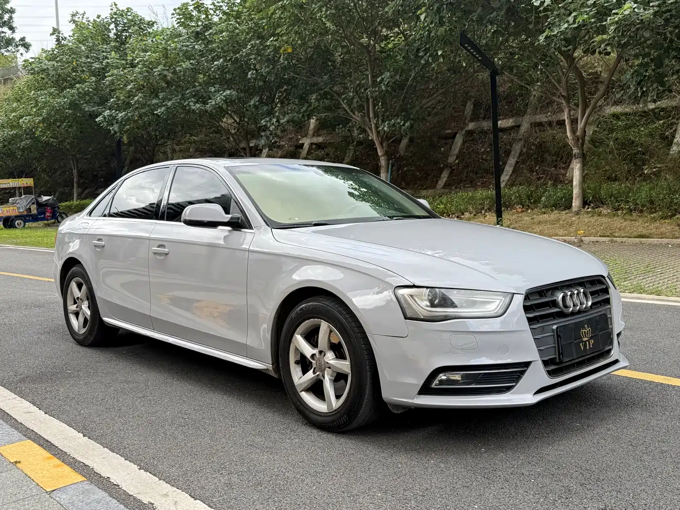 Audi A4L 2016 35 TFSI Automatic Standard фото 3