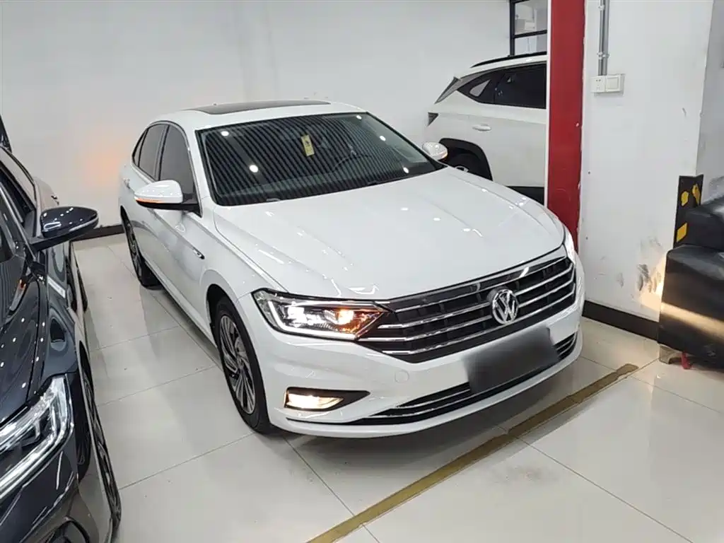Volkswagen Sagitar 2022 280TSI DSG Surpassing Edition фото 4
