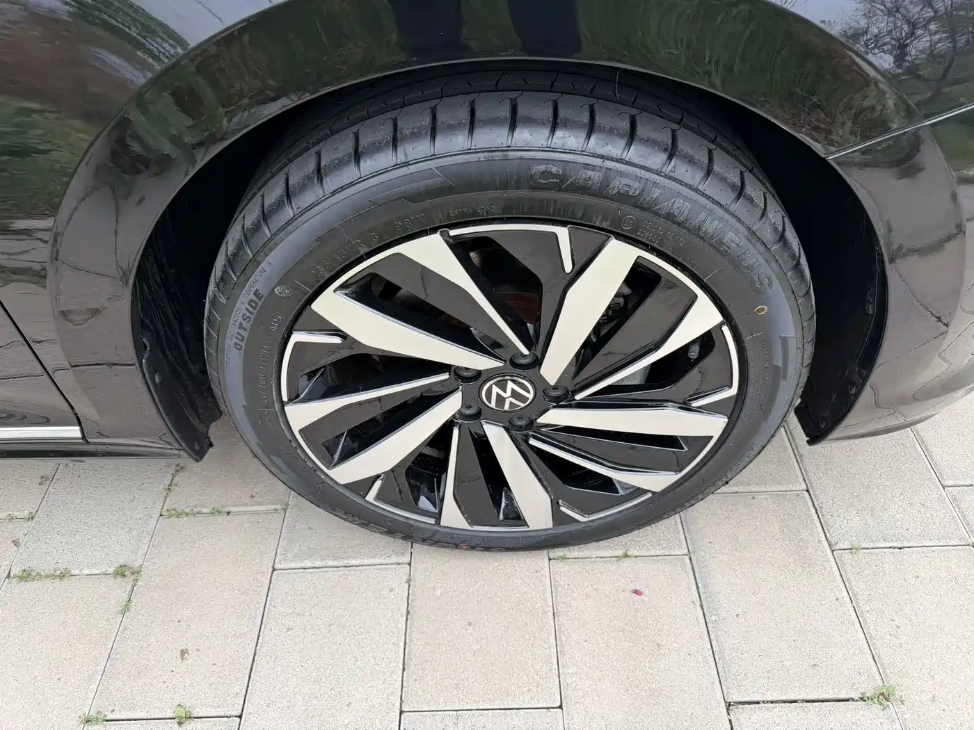Volkswagen Passat 2023 280TSI Business Edition фото 10