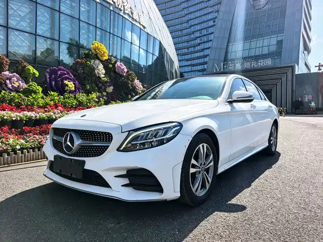 Mercedes-Benz C C 200 L, Стиль Спорт