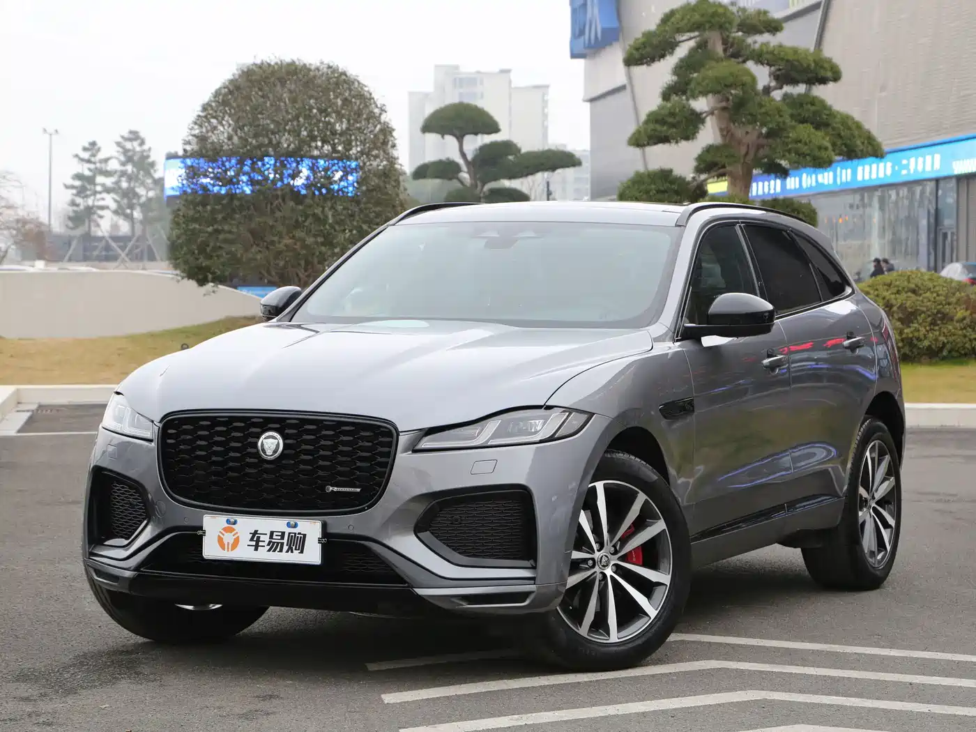 Jaguar F-PACE 2024 2024 P250 R-Dynamic SE
