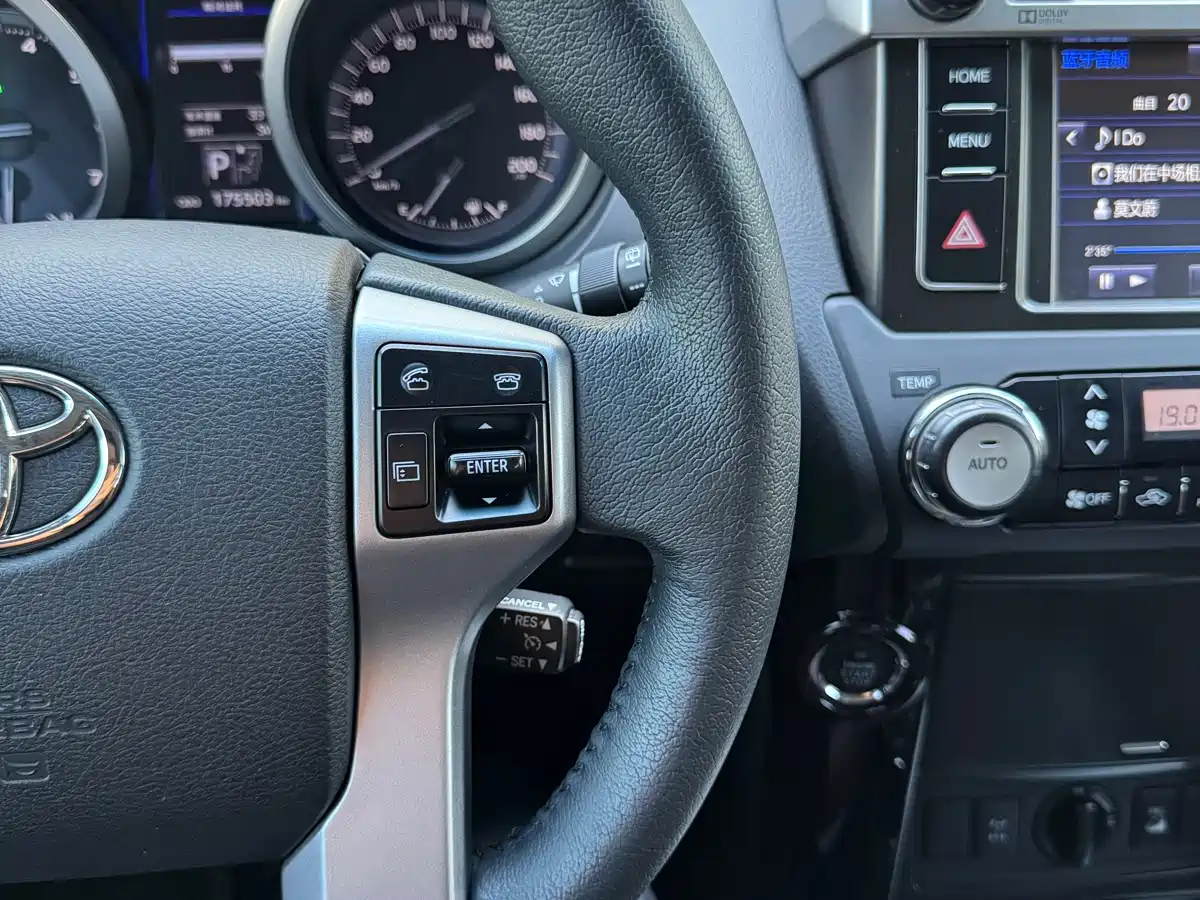 Toyota Prado 2016 3.5L Auto TX-L NAVI фото 14