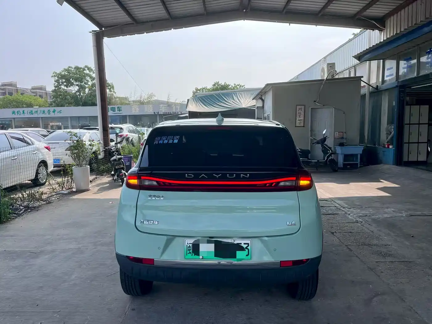 Dayun Yuehu 2022 2022 30.66kWh 2WD Standard Edition