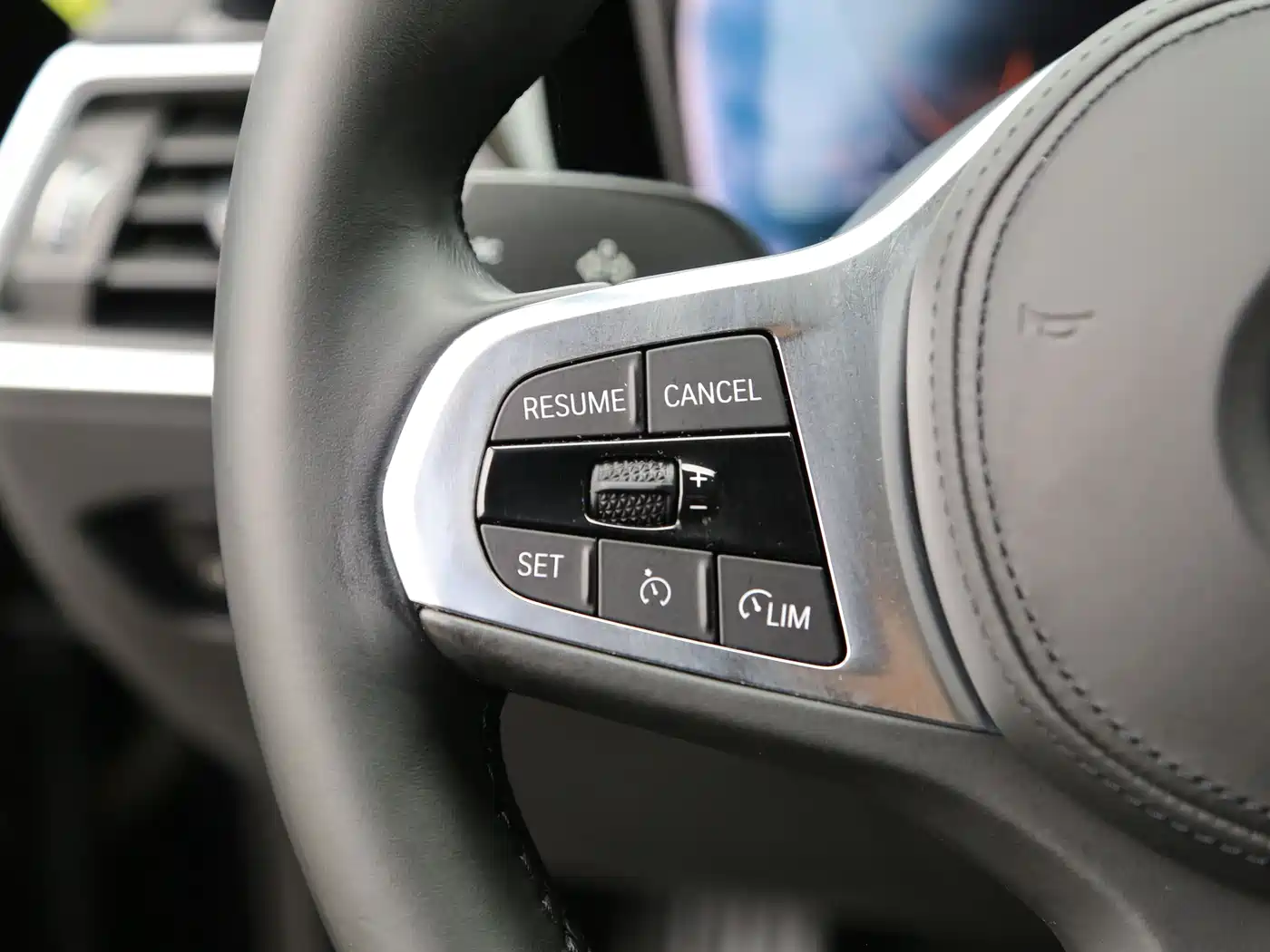 BMW 3 Series 2020 325Li M Sport Package фото 9