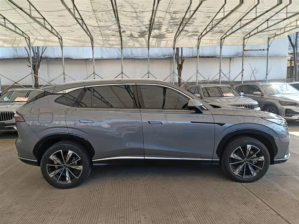 ROEWE RX5