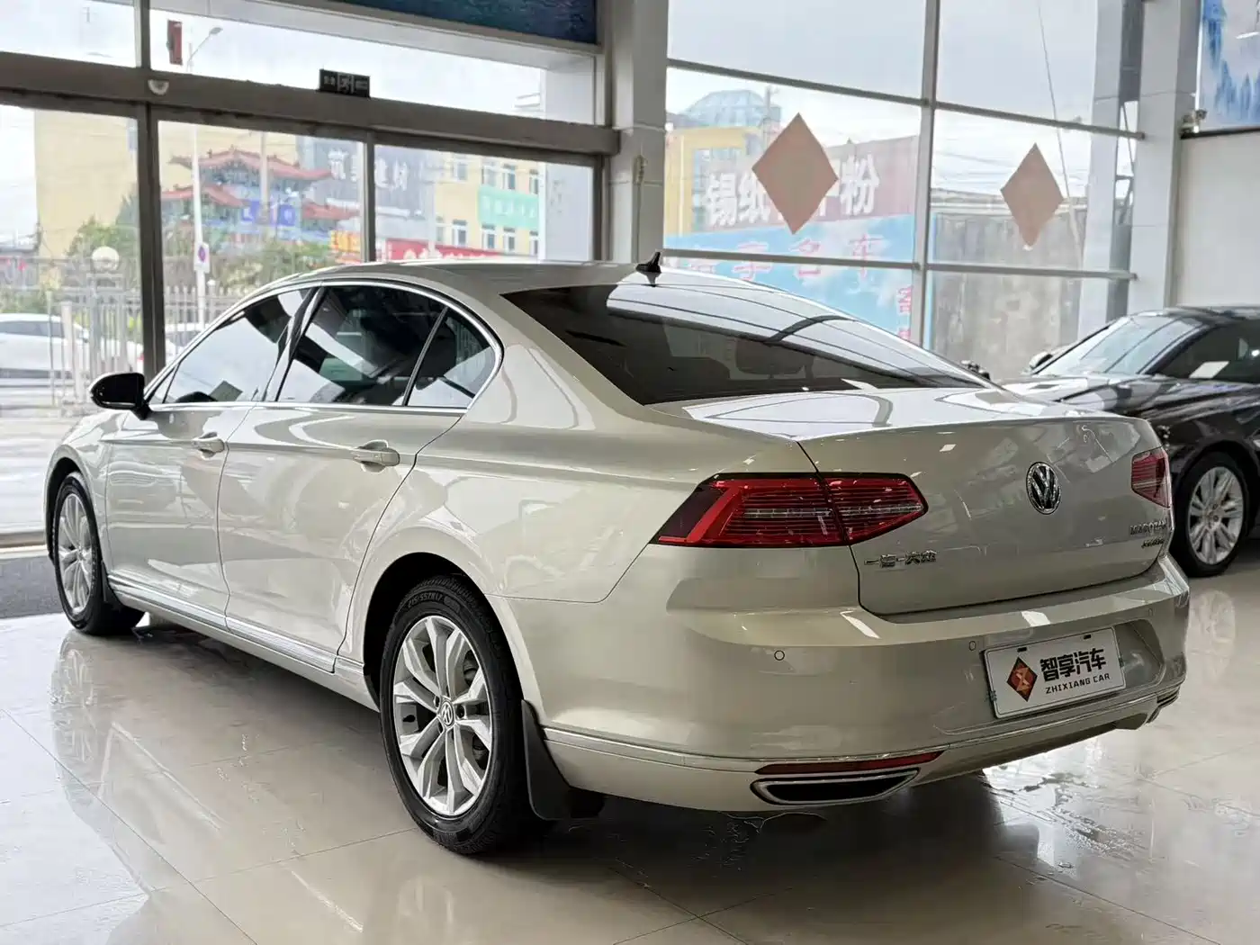 Volkswagen Magotan 2019 330TSI DSG Luxury Class China VI фото 5