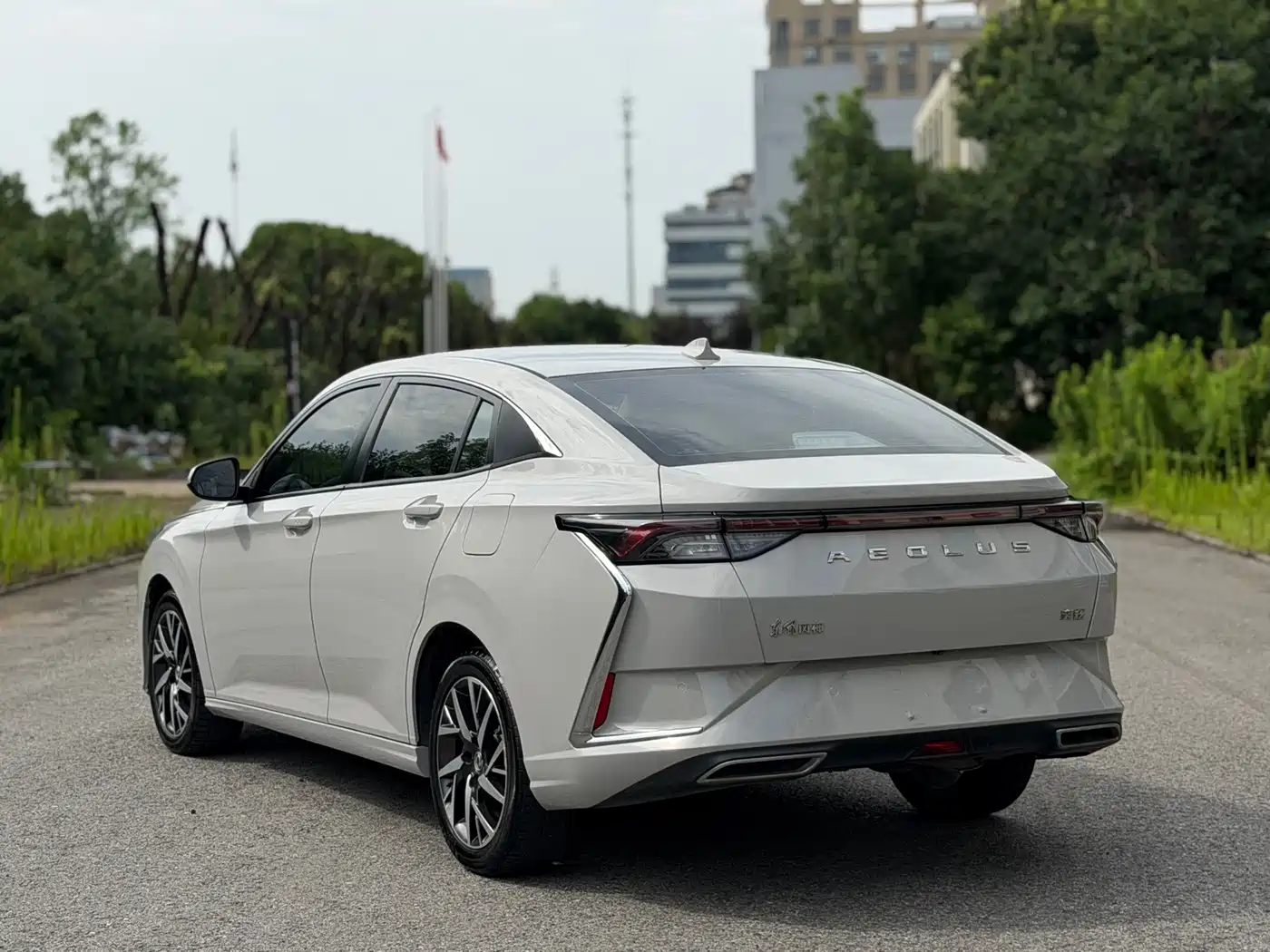 Dongfeng Aeolus Yixuan 2020 2020 230T Automatic Dazzle Edition