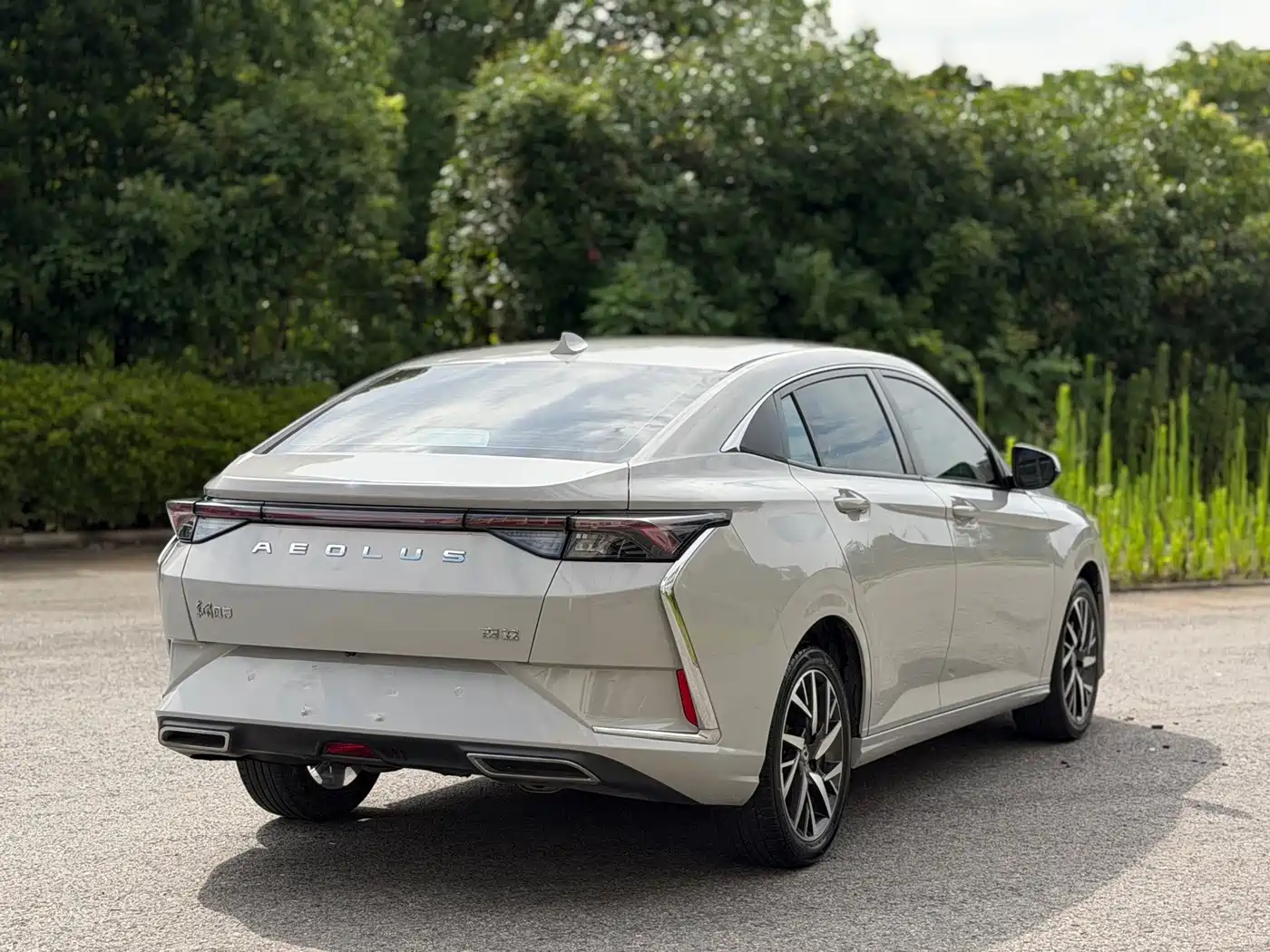 Dongfeng Aeolus Yixuan 2020 2020 230T Automatic Dazzle Edition