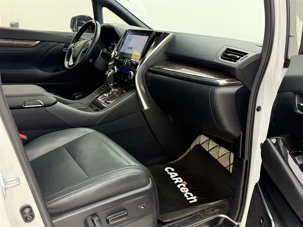 Toyota Alphard 2021 Hybrid 2.5L Premium фото 18