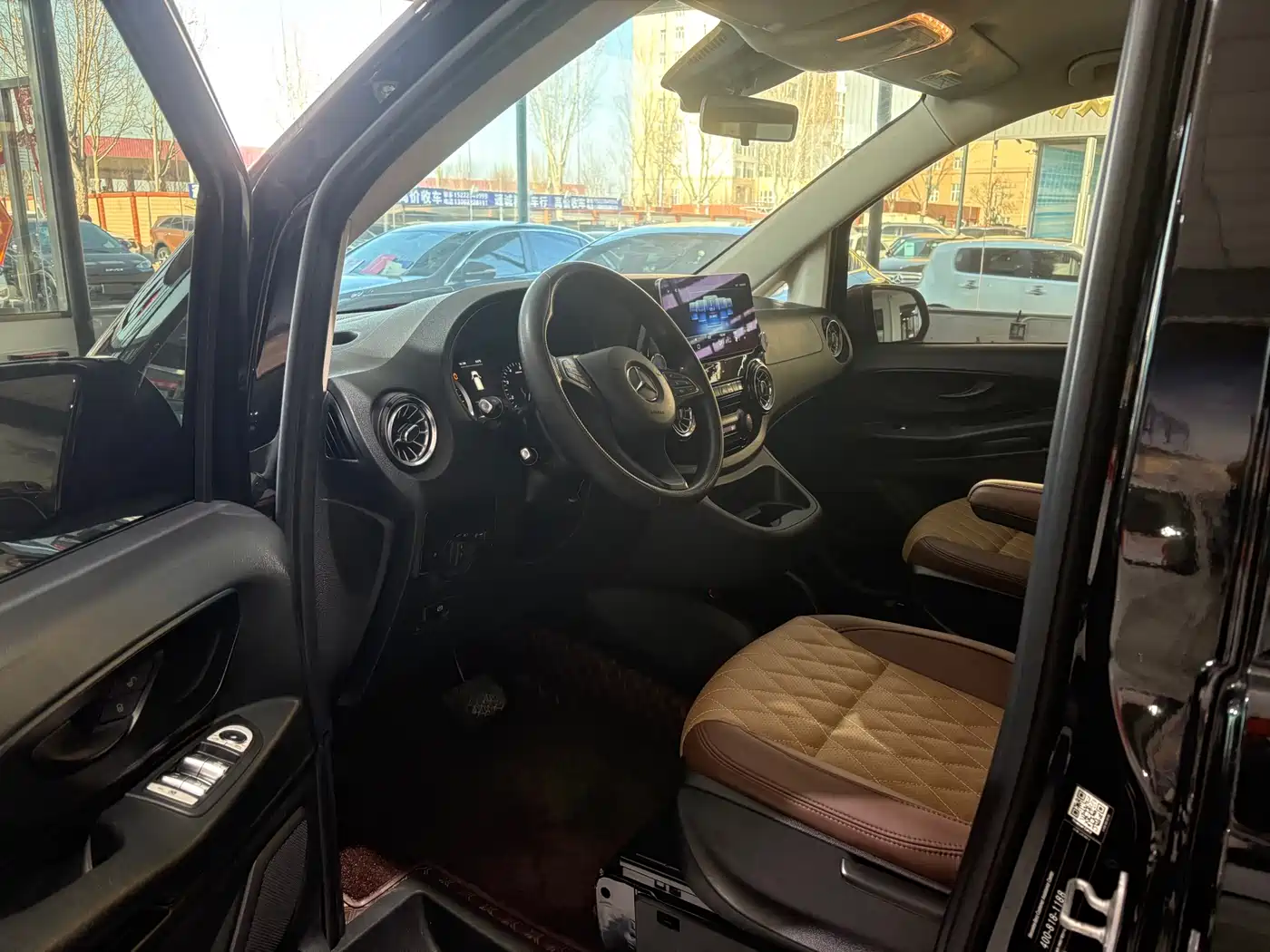 Mercedes-Benz Vito 2021 2.0T Elite 7-Seater фото 4