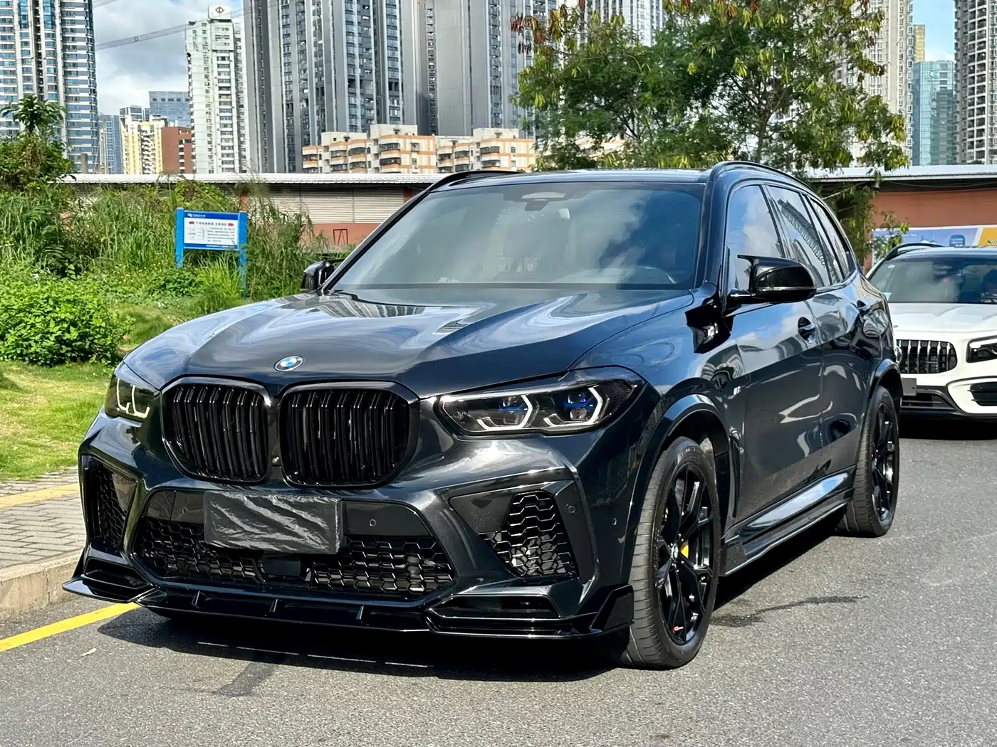 BMW X5 (Import) 2022 xDrive40i Premium M Sport Package