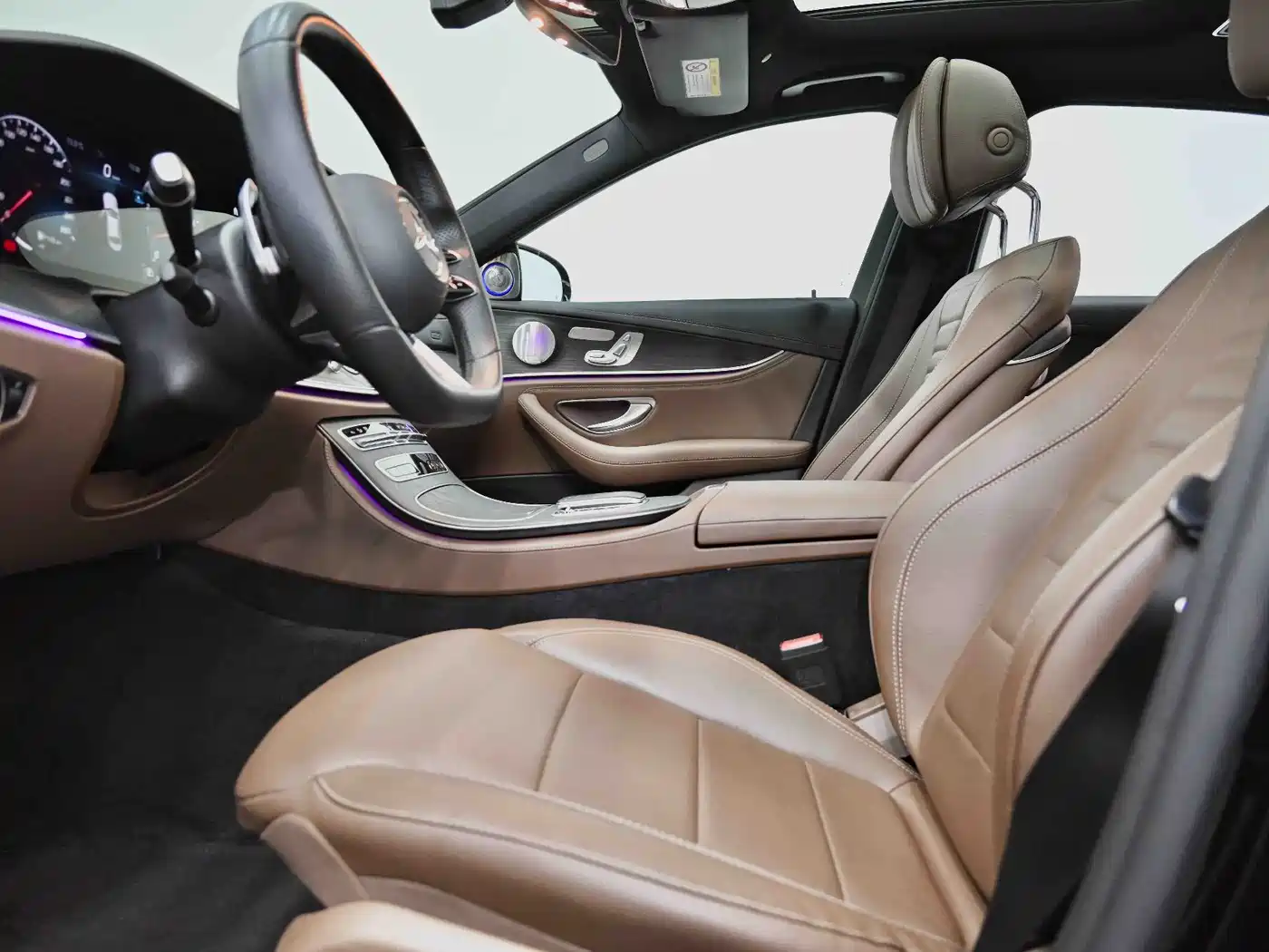 Mercedes-Benz E-Class 2021 E 300 L Sport Fashion фото 39