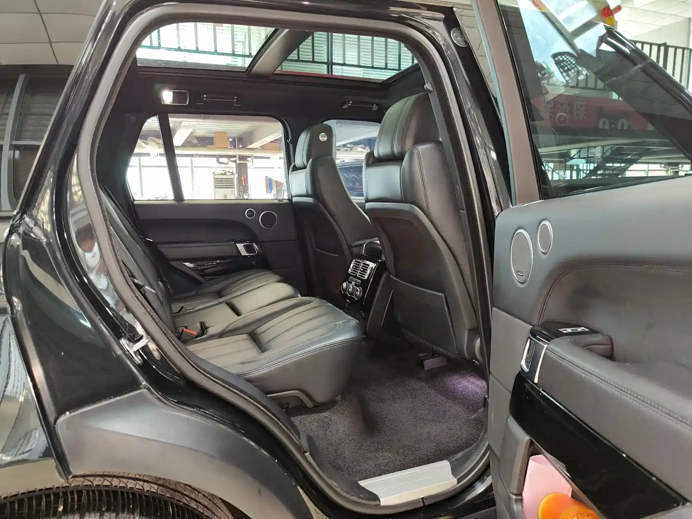 Land Rover Range Rover 2016 3.0 SC V6 Vogue фото 7
