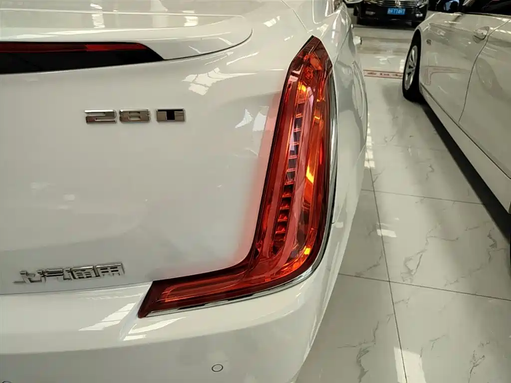 Cadillac XTS 2018 28T Elite фото 24