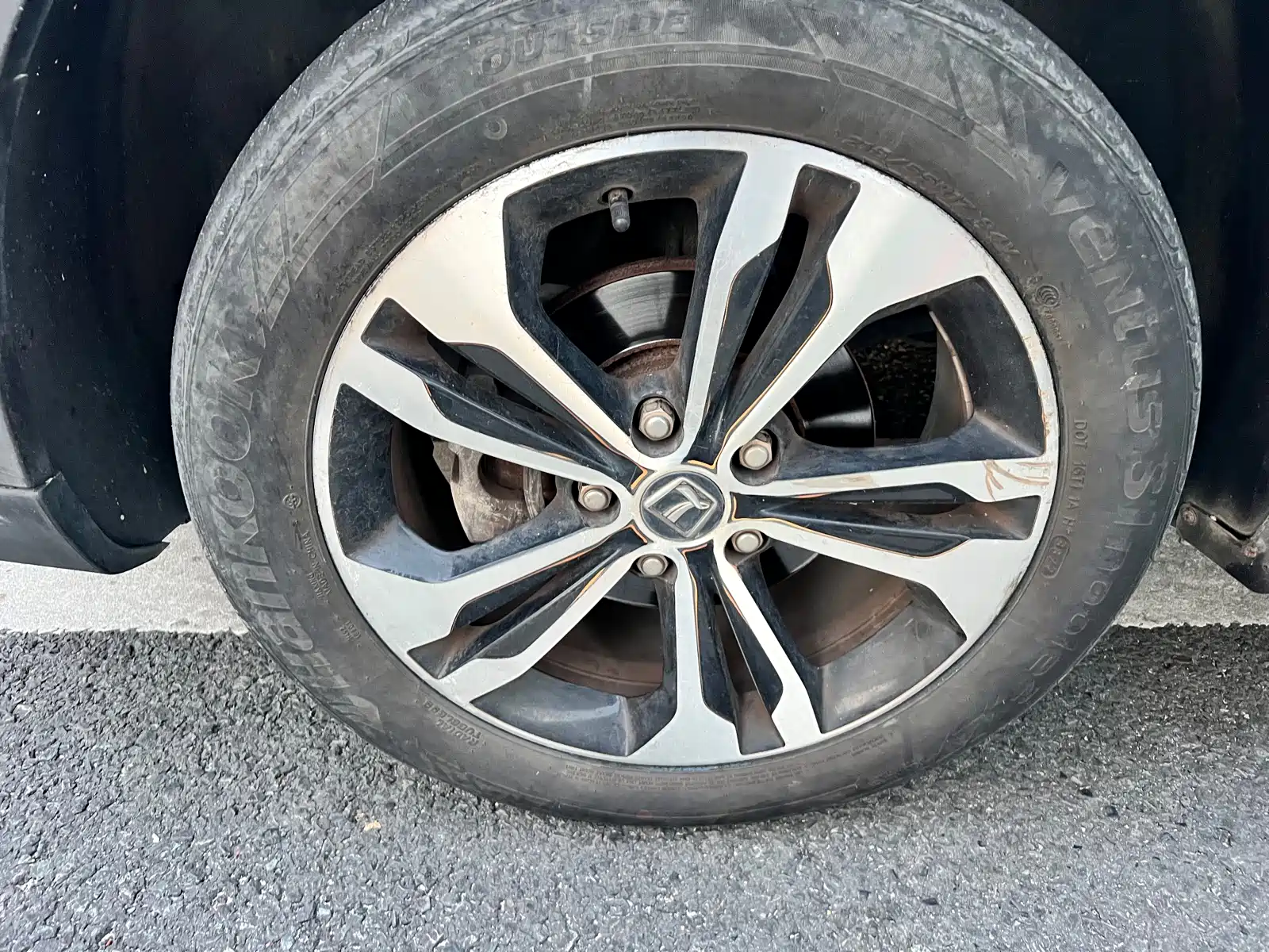 Фото 23 - Luxgen U6 SUV