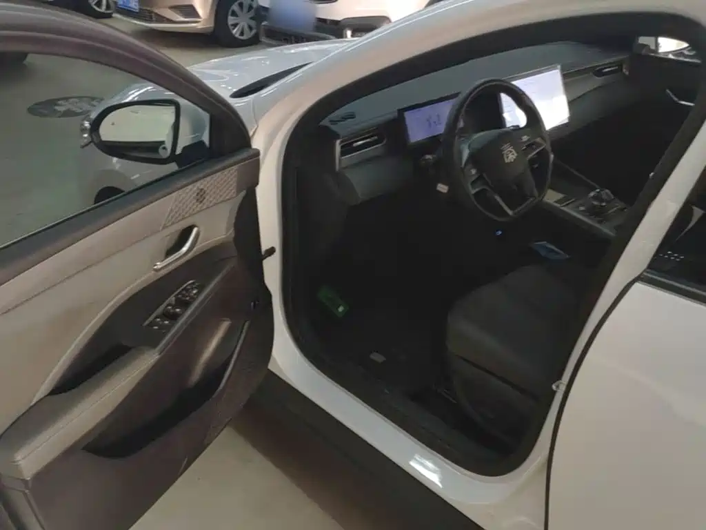 Photo 16 - BYD Qin PLUS