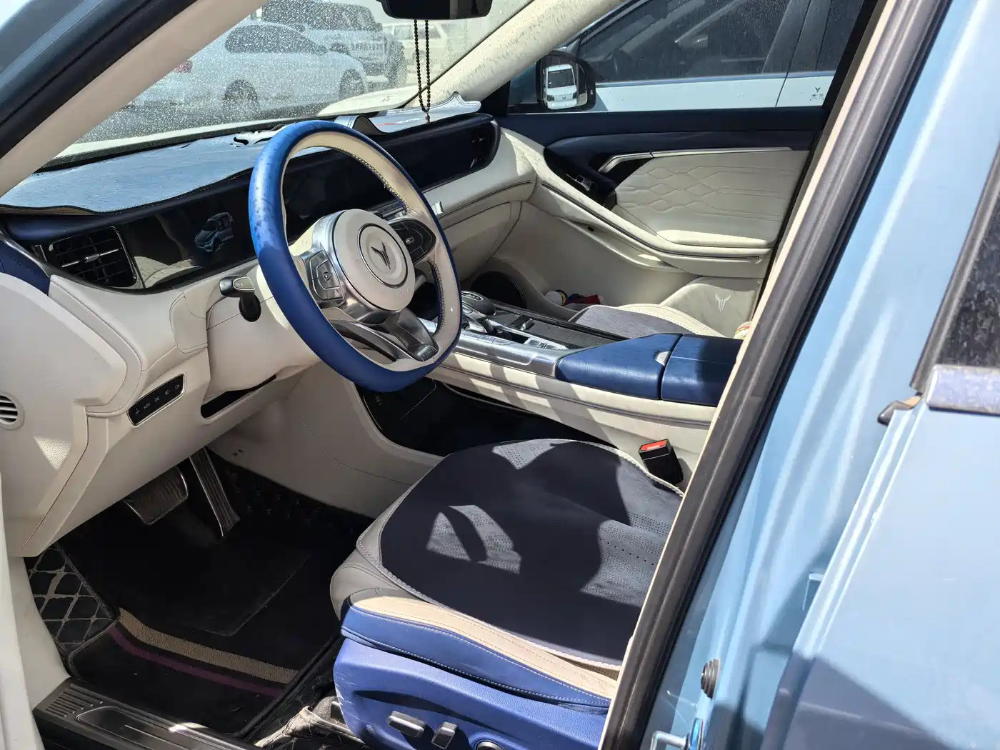 Voyah Auto VOYAH FREE 2021 AWD Standard Range Extender Exclusive Luxury Package фото 7