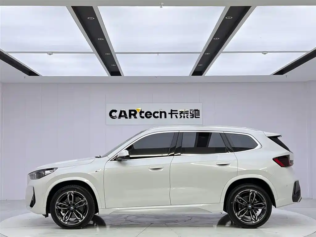 BMW X1 2023 sDrive25Li M Sport Package фото 2