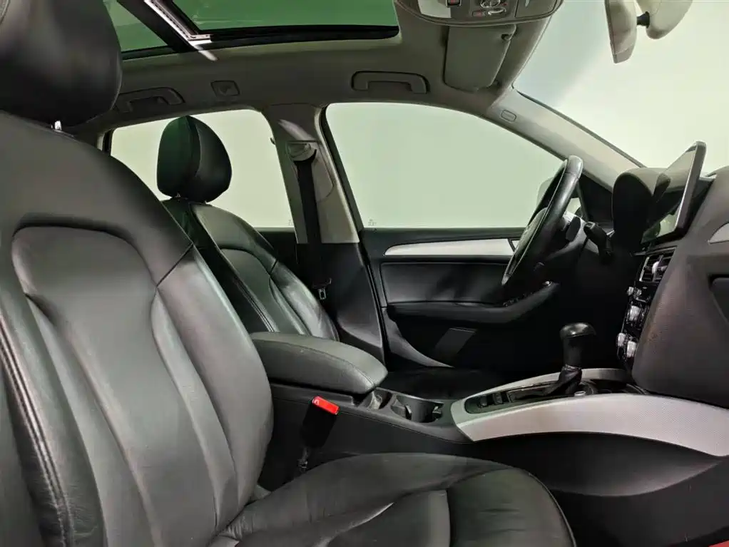 Audi Q5 2017 40 TFSI Technology фото 8