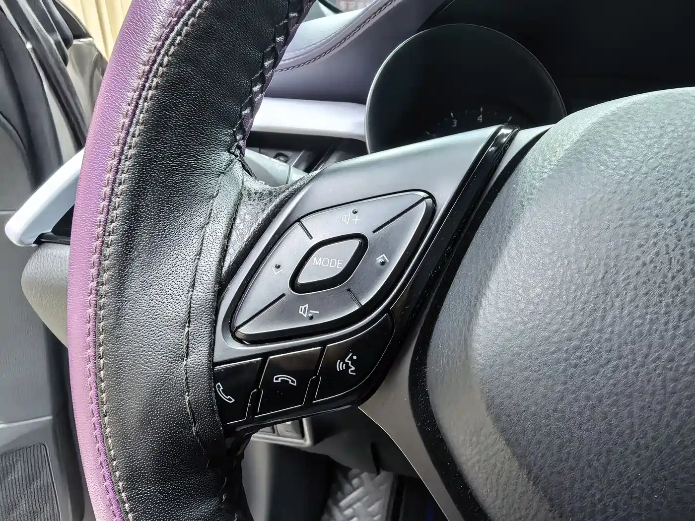 Toyota C-HR 2020 Model 2.0L Comfort фото 15