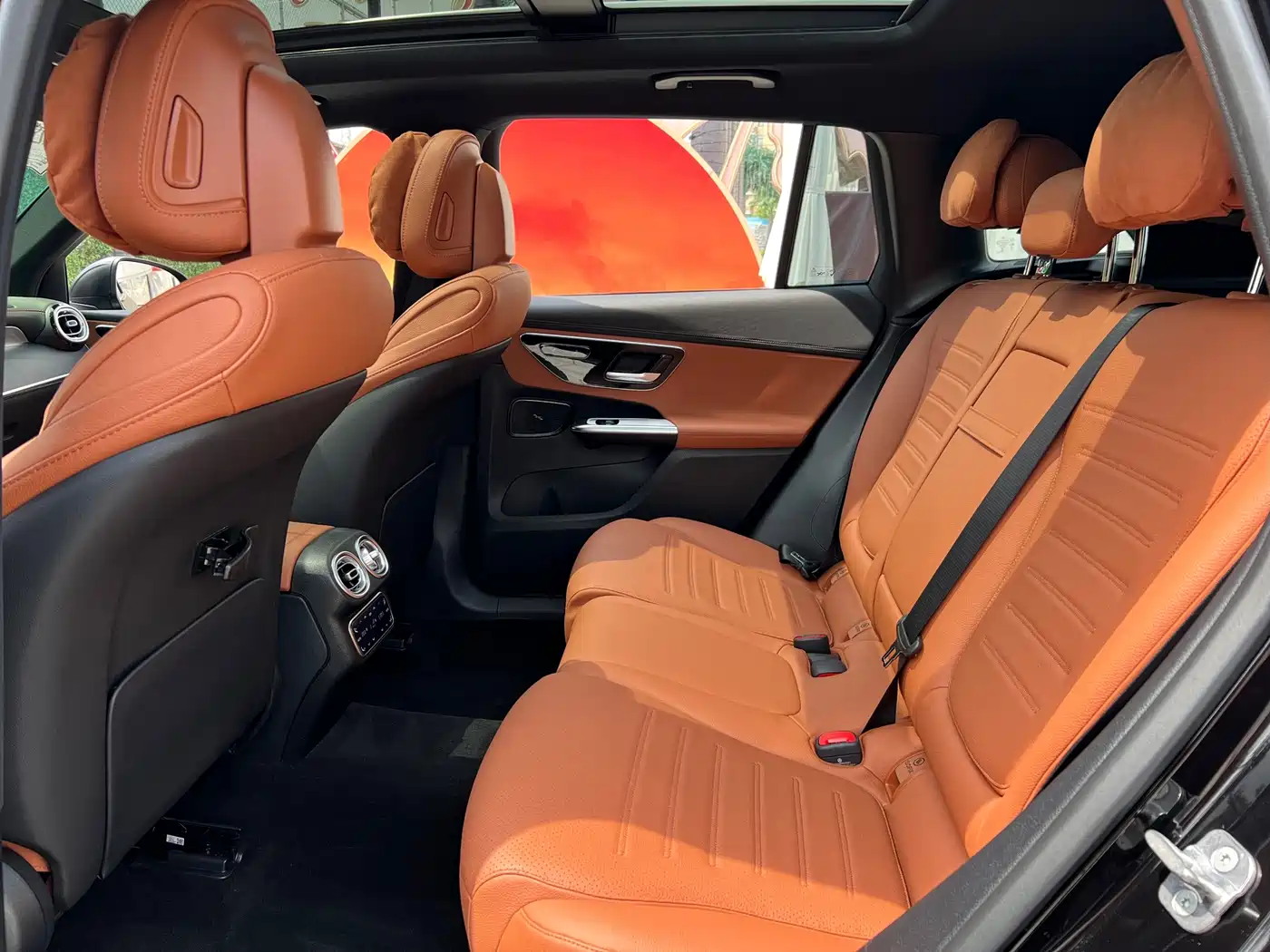 Mercedes-Benz GLC 2024 GLC 260 L 4MATIC Luxury 5-seater фото 14