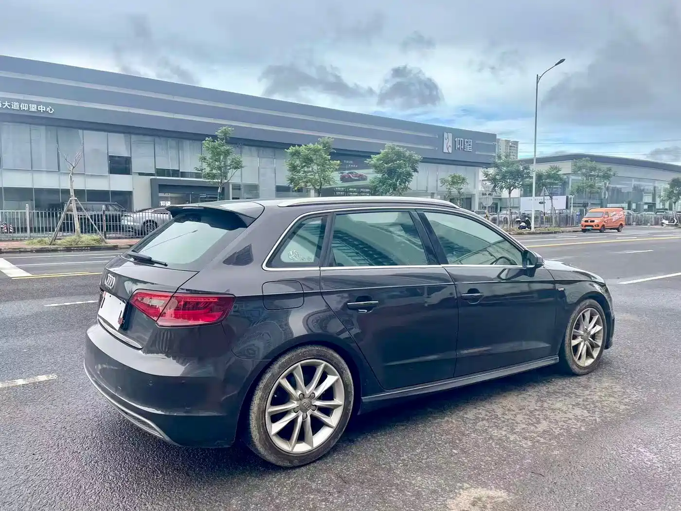 Audi A3 (Import) 2015 2014 Sportback 40 TFSI S line Comfort