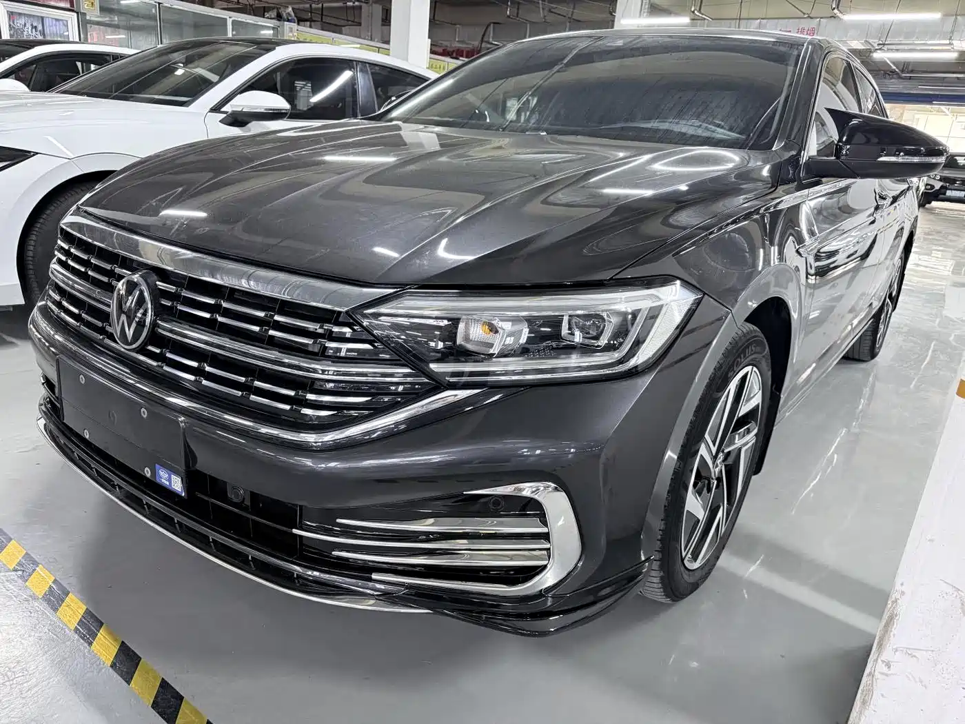 Volkswagen Sagitar 2023 300TSI DSG Excellence Edition
