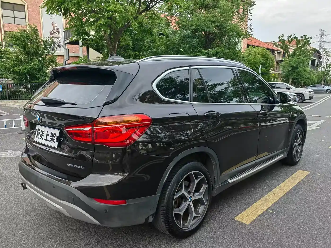 BMW X1 2019 sDrive18Li Premium Model фото 9