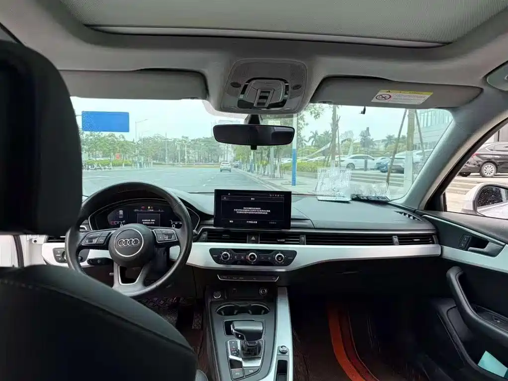 Audi A4L 2020 40 TFSI Fashion Dynamic Edition фото 4